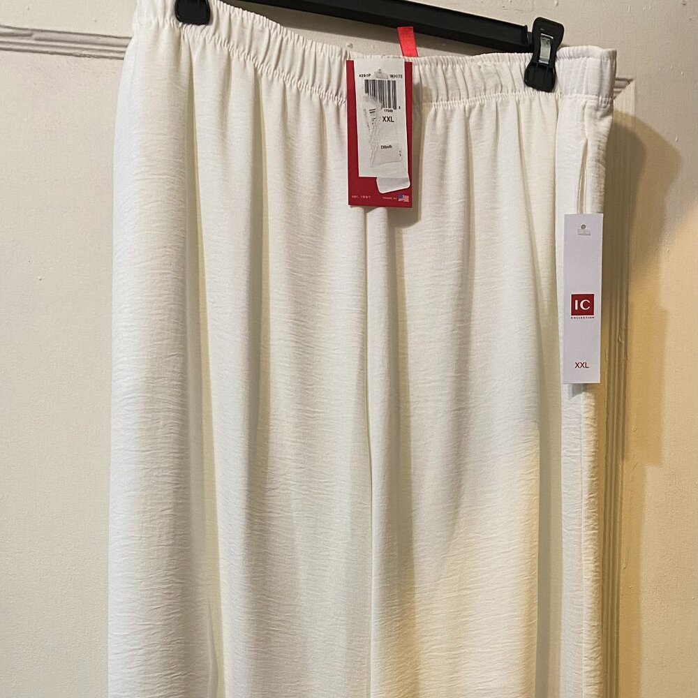 Brand new IC with tags.  White wide leg pants. size XX large